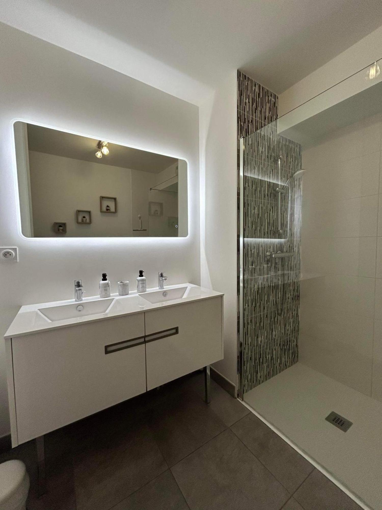 Les Terrasses De Saint Martin Apartment แรนส์ ภายนอก รูปภาพ