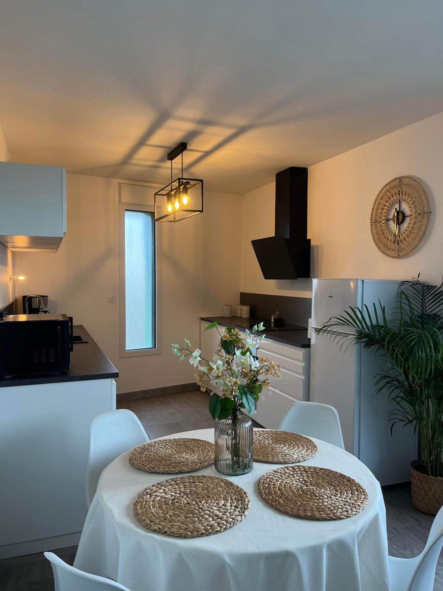 Les Terrasses De Saint Martin Apartment แรนส์ ภายนอก รูปภาพ